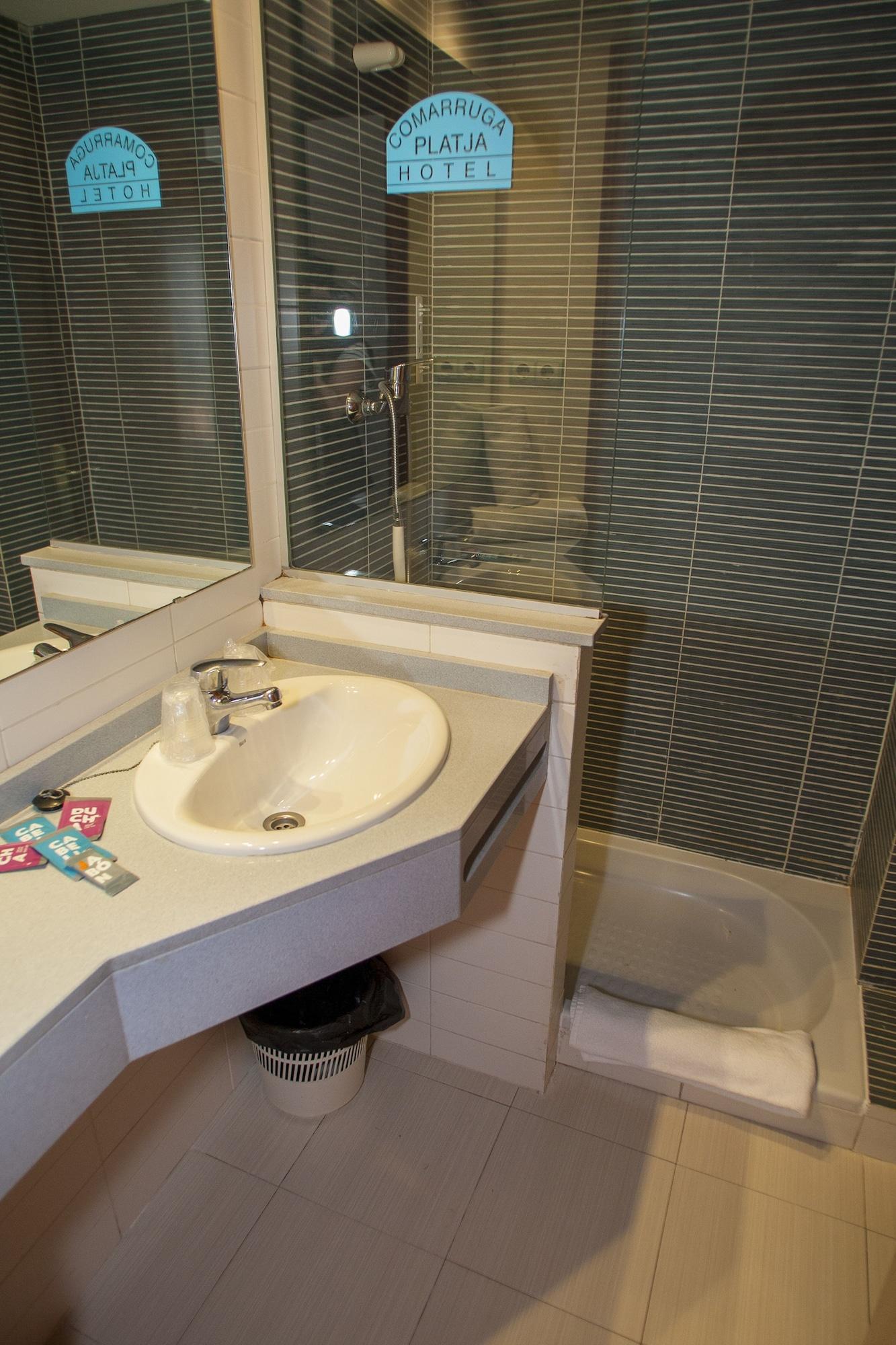 Hotel Comarruga Platja エクステリア 写真