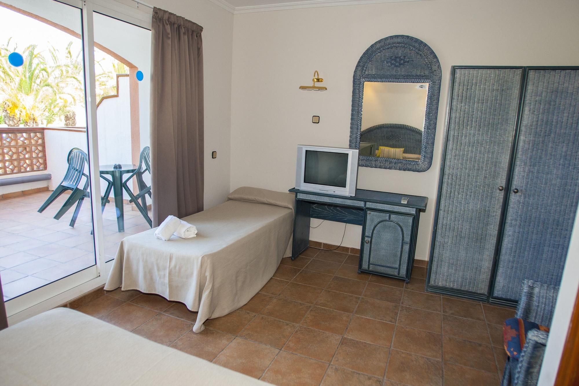 Hotel Comarruga Platja エクステリア 写真