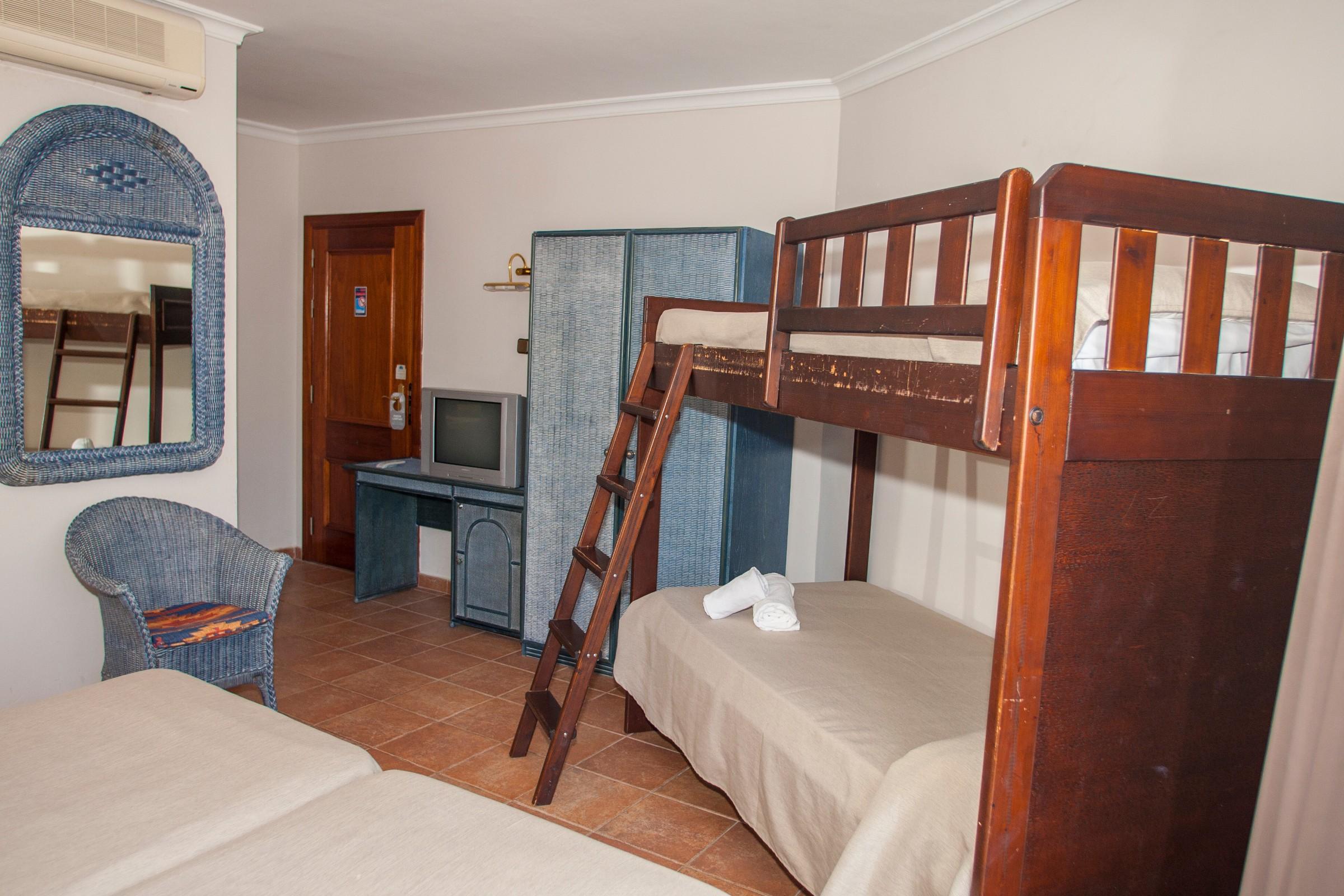 Hotel Comarruga Platja エクステリア 写真
