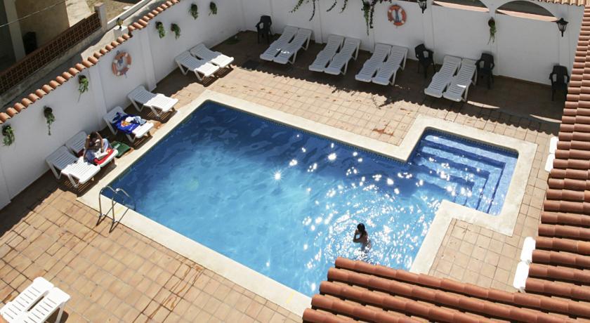 Hotel Comarruga Platja エクステリア 写真