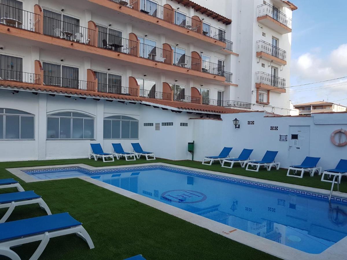 Hotel Comarruga Platja エクステリア 写真